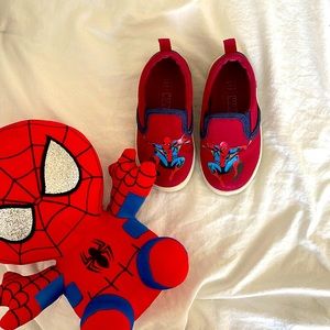 Gap Kids Toddler Spider-Man shoe size 7